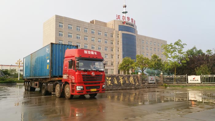 沃爾華集團(tuán)挖掘機(jī)、起重機(jī)出口哥斯達(dá)黎加